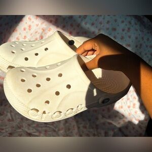 CROCS White Classic Mules Comfortable Clogs